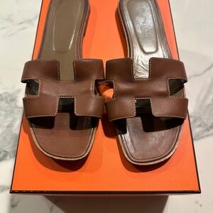 Hermes Oran Gold Leather Sandals